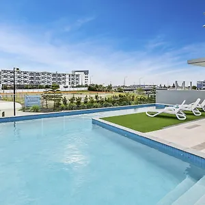 Aquarius Kawana Kawana Waters
