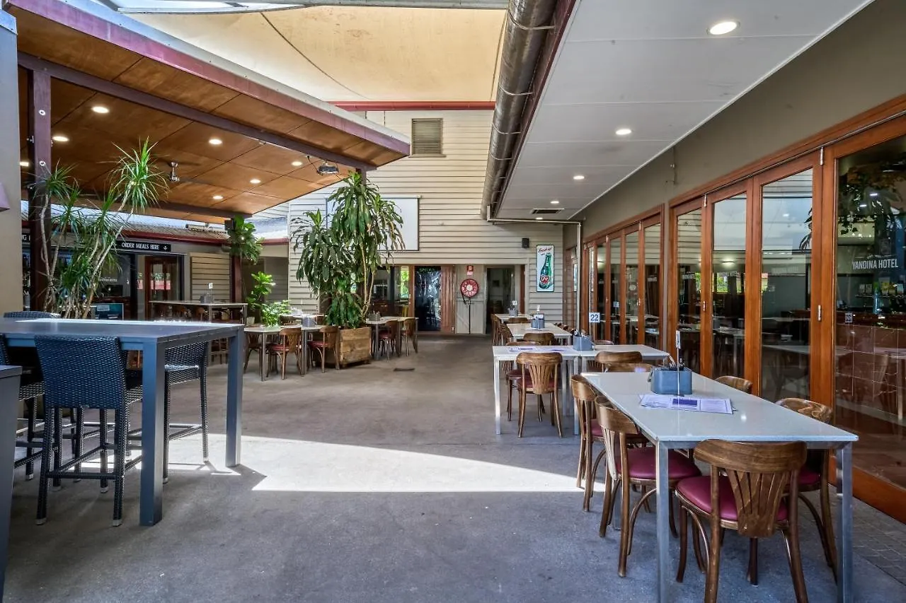 Yandina Hotel