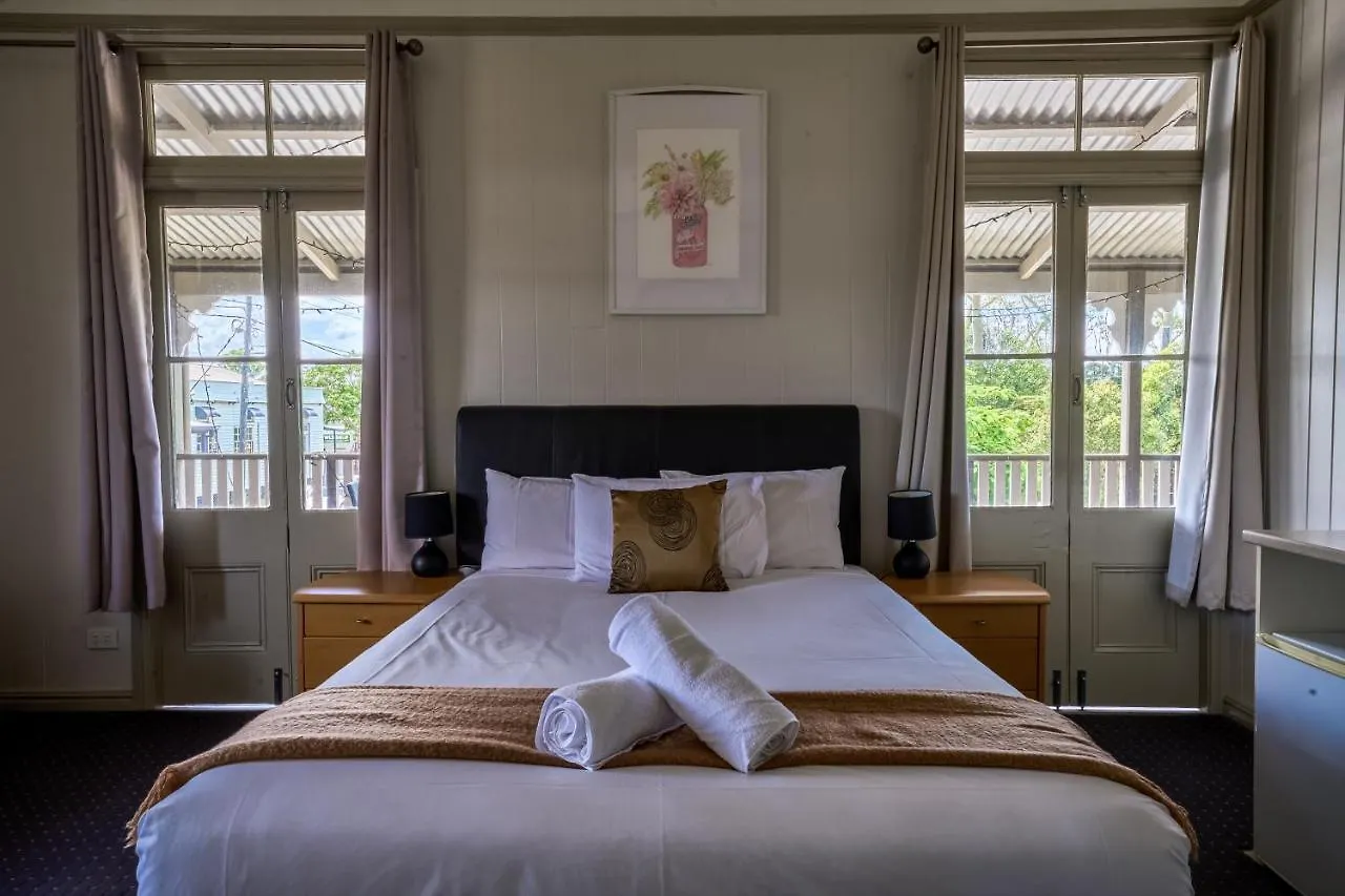Yandina Hotel